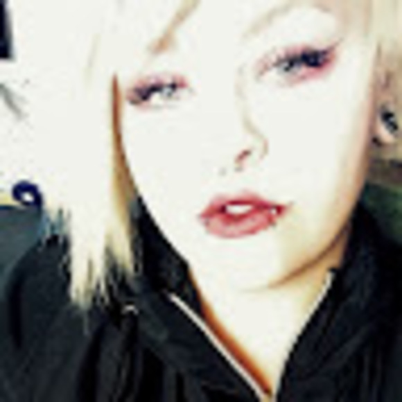 Meet your Posher, Autumn - Picture 1 of 1
